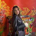 Эскортница