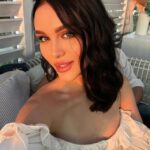 Девушка на час