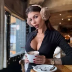 Эскорт-модель