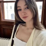 Эскорт-модель