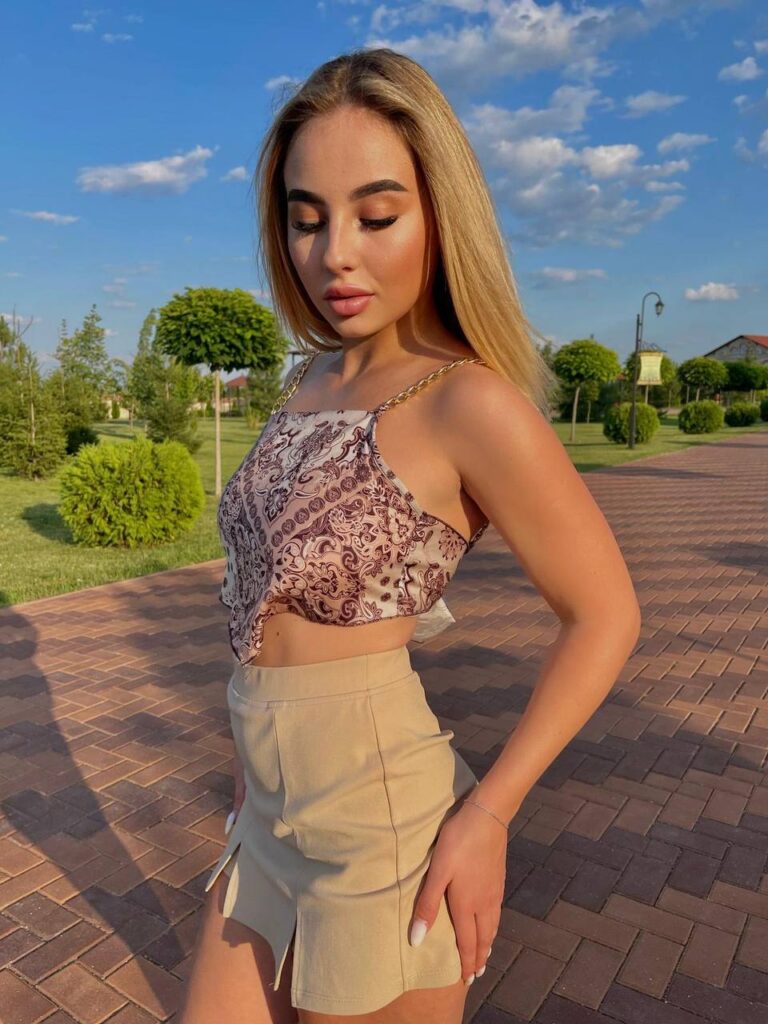 Эскорт модель в Москве