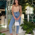 Девушка эскорт