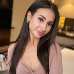 Девушка на час